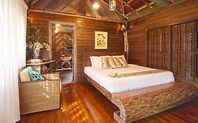 Fig Tree Hills Resort (花果山度假村)